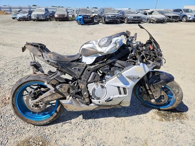2025 CF Moto 675SS