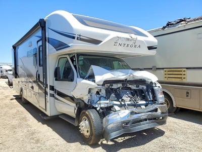 2024 Ford E-450 Super Duty