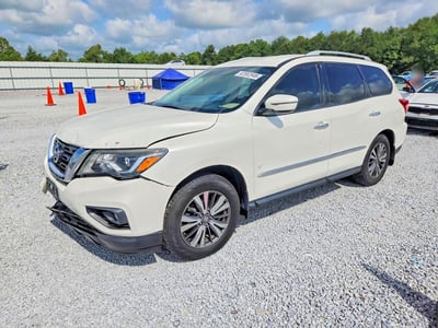 2017 Nissan Pathfinder
