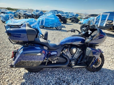 2024 Indian Indian Pursuit Dark Horse