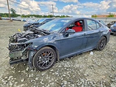 2025 Toyota Camry Hybrid