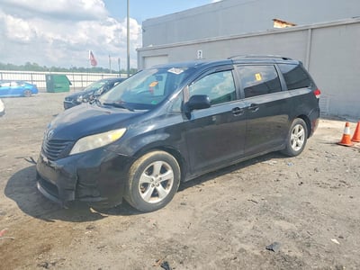 2012 Toyota Sienna