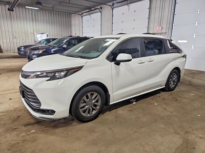 2025 Toyota Sienna