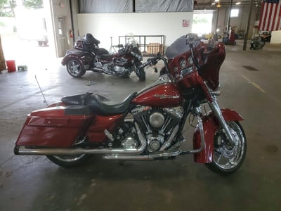 2010 Harley-Davidson FLHX