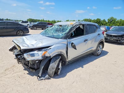2020 Nissan Kicks