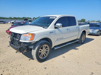 2015 Nissan Titan