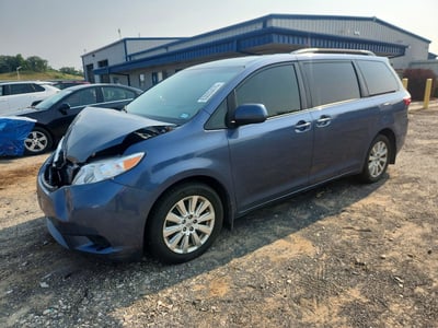 2015 Toyota Sienna
