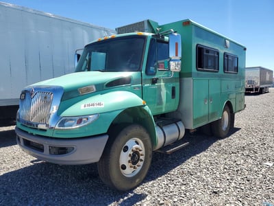 2013 International DuraStar 4400