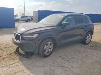 2022 Volvo XC40