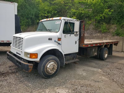 1999 International 4700 Low Profile