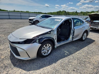 2025 Toyota Camry Hybrid