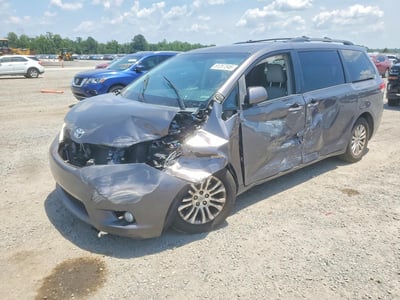 2013 Toyota Sienna