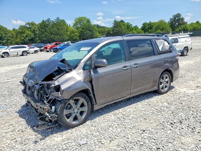 2016 Toyota Sienna