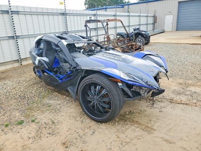 2021 Polaris Slingshot R