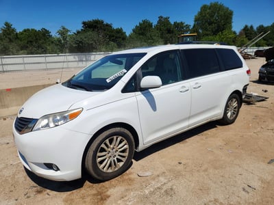 2014 Toyota Sienna