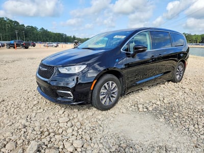 2024 Chrysler Pacifica Hybrid