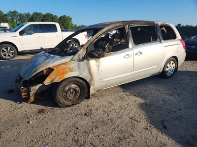 2004 Nissan Quest