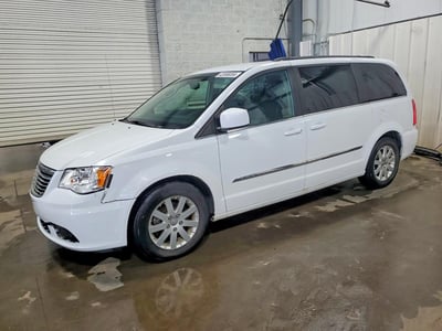 2016 Chrysler Town & Country