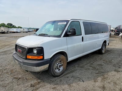 2016 GMC Savana