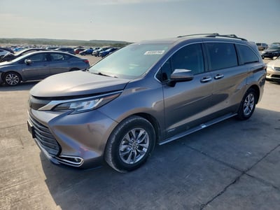2021 Toyota Sienna Hybrid