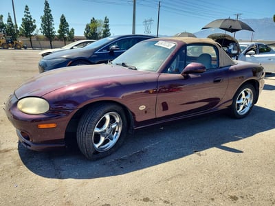 2000 Mazda MX-5