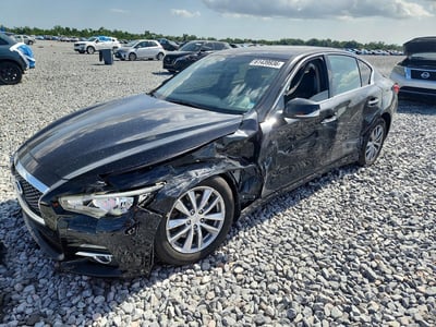 2015 Infiniti Q50