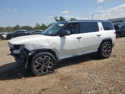 2025 Rivian R1S