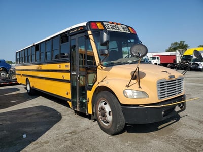 2009 Freightliner B2