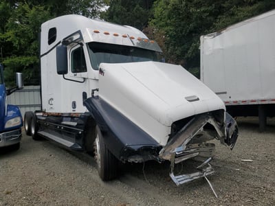 1999 Freightliner FLC120