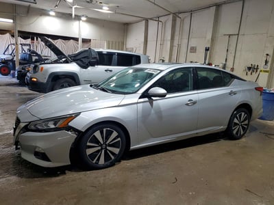 2020 Nissan Altima