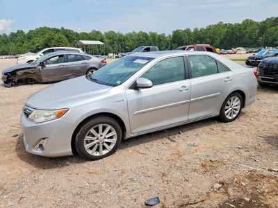 2014 Toyota Camry Hybrid
