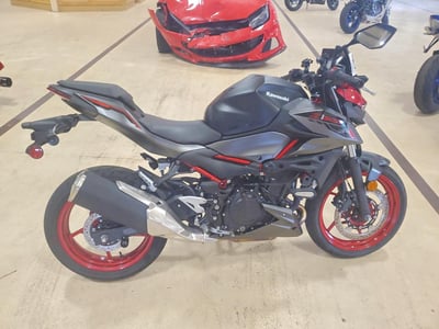 2025 Kawasaki Z500