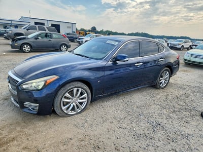 2018 Infiniti Q70