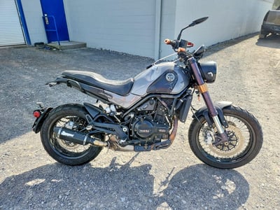 2021 Benelli Leoncino