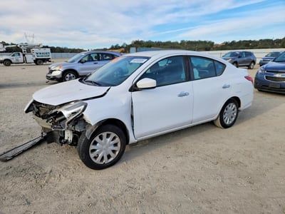 2019 Nissan Versa