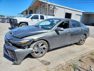 2025 Hyundai Elantra Hybrid