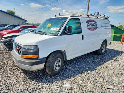 2017 GMC Savana
