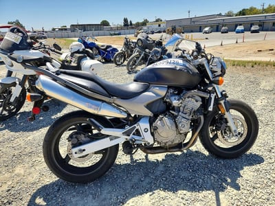2004 Honda 599
