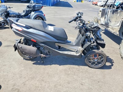 2025 Vespa Gts Supersport
