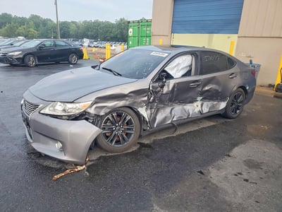 2015 Lexus ES