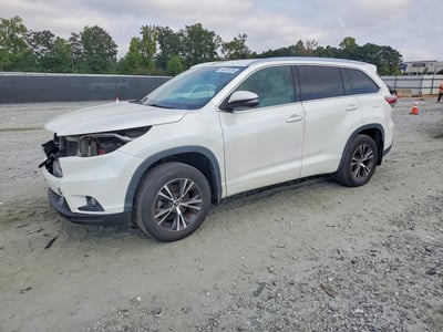2016 Toyota Highlander