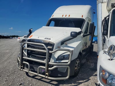 2026 Freightliner Cascadia 126