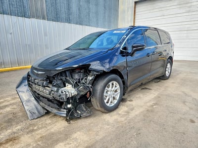 2025 Chrysler Voyager