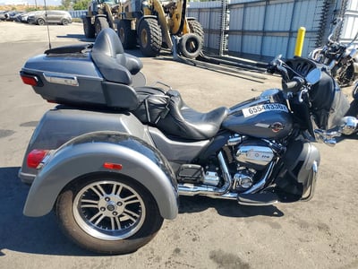 2022 Harley-Davidson FLHTCUTG