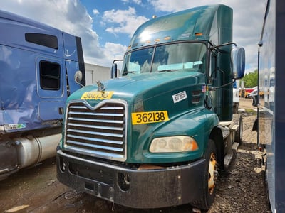 2017 Mack Cxu612