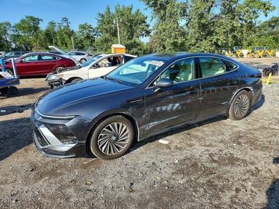 2025 Hyundai Sonata Hybrid