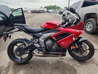 2025 Triumph Daytona 660