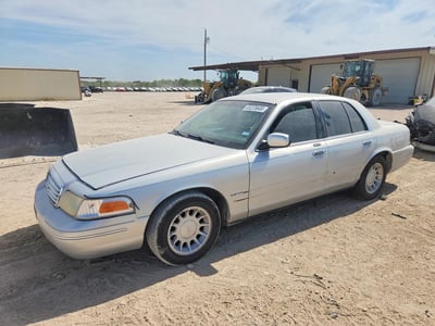 2002 Ford Crown Victoria