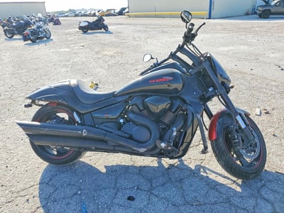 2018 Suzuki Vzr1800
