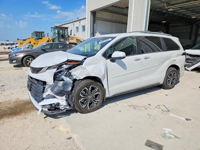 2026 Toyota Sienna